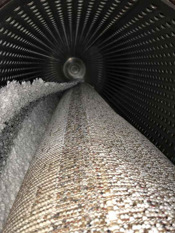 Halı yıkama sürecinde tambur içi görünüm