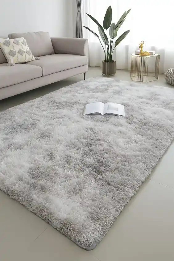 Shaggy halı yıkama için beyaz yumuşak halı görseli